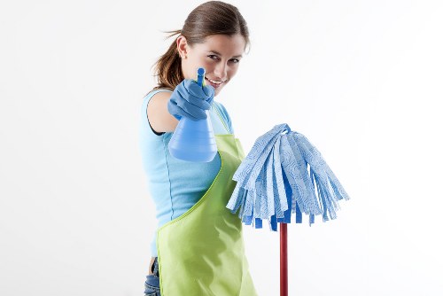 Professional home cleaning service in a Kennington flat