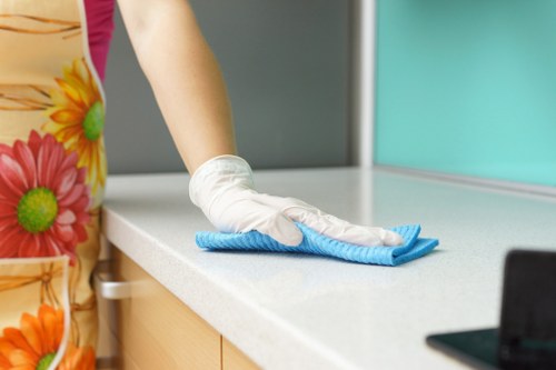 Professional one-off cleaning for a Kennington flat kitchen