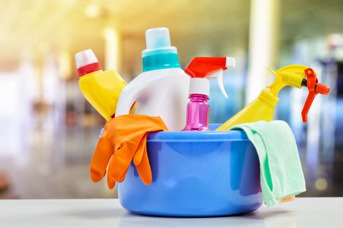 Professional hard floor cleaning service for Kennington homes and businesses