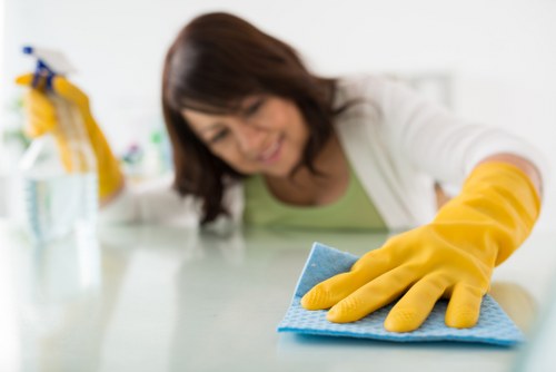 Deep cleaning tasks for a Kennington property interior
